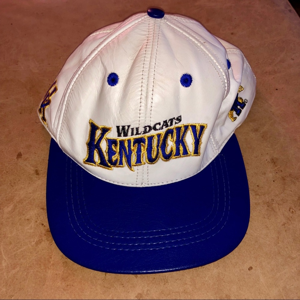 Rare full leather Kentucky Wildcats snap back hat